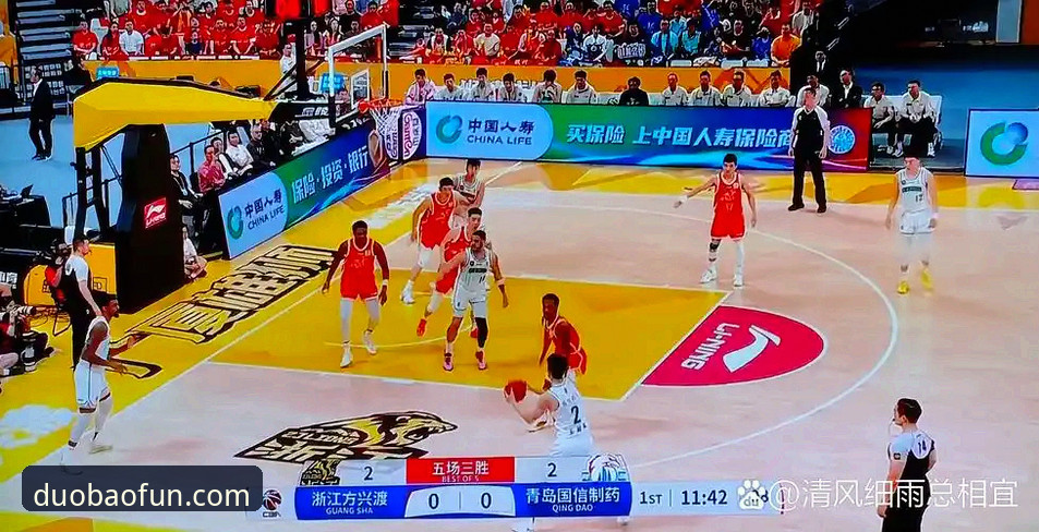3个关键转折点看懂浙江绝杀晋级：兰道夫33分统治加时，多宝体育带你复盘经典